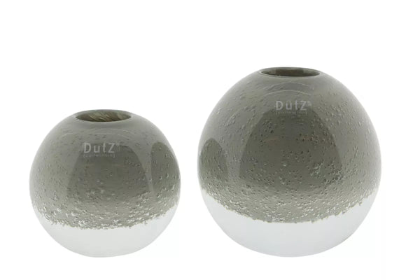 אגרטל זכוכית עגול בצבע אפור מבית Dutz