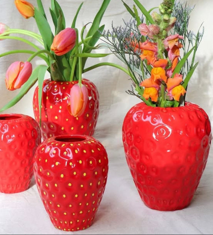 אגרטל תות אדום