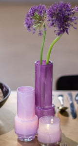 אגרטל זכוכית מדורג בצבע סגול לילך מבית Dutz