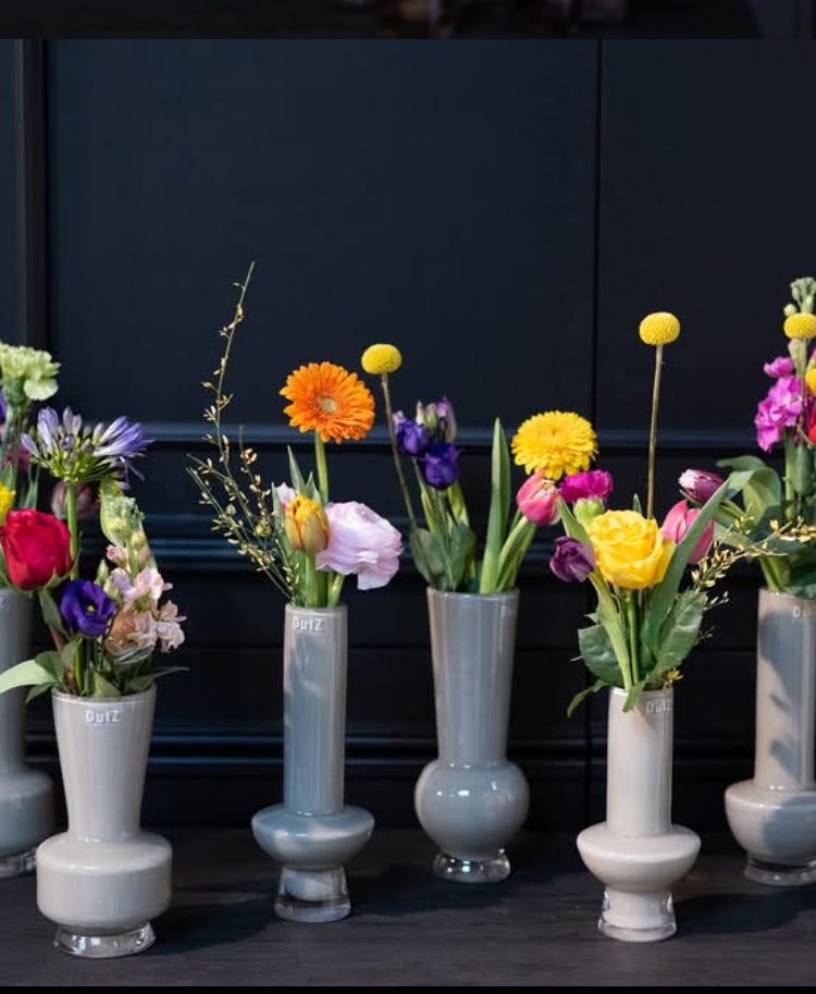 4 דגמים שונים של אגרטל בצבע אפור מבית Dutz